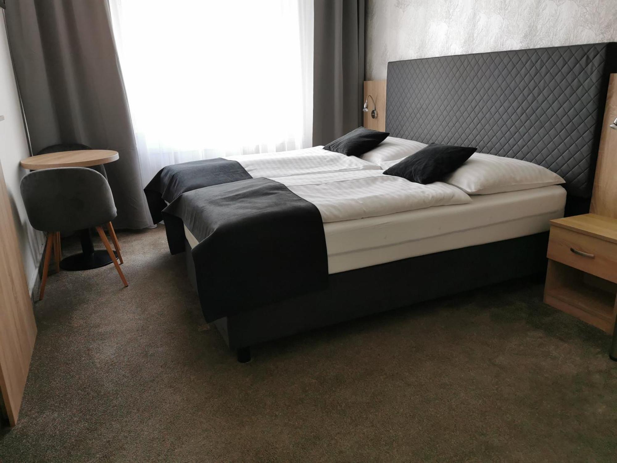 Penzion Ema B&B Prostějov Rum bild