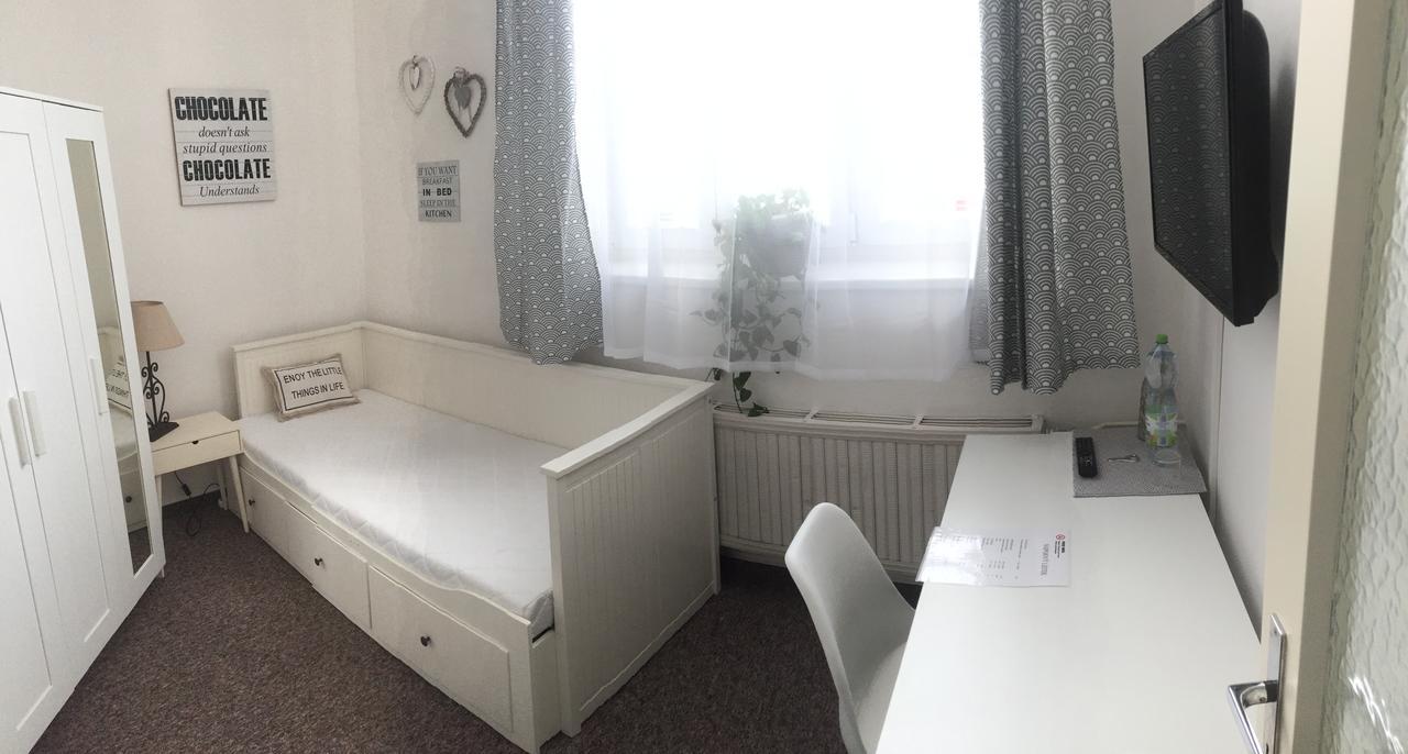 Penzion Ema B&B Prostějov Rum bild